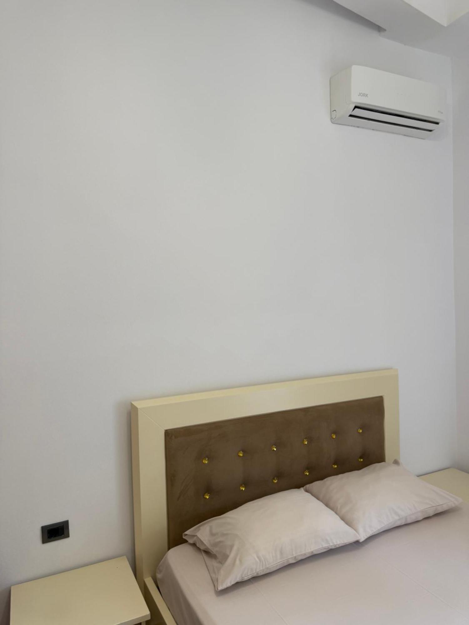 Marika Apart Hotel Golem  Exterior photo